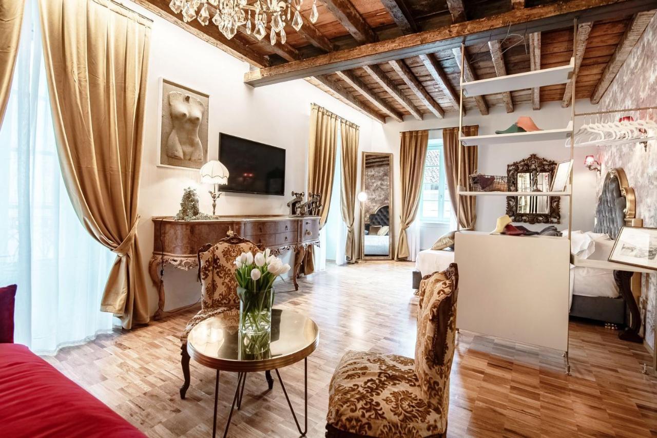 Aurum - Como Luxury Suites ภายนอก รูปภาพ