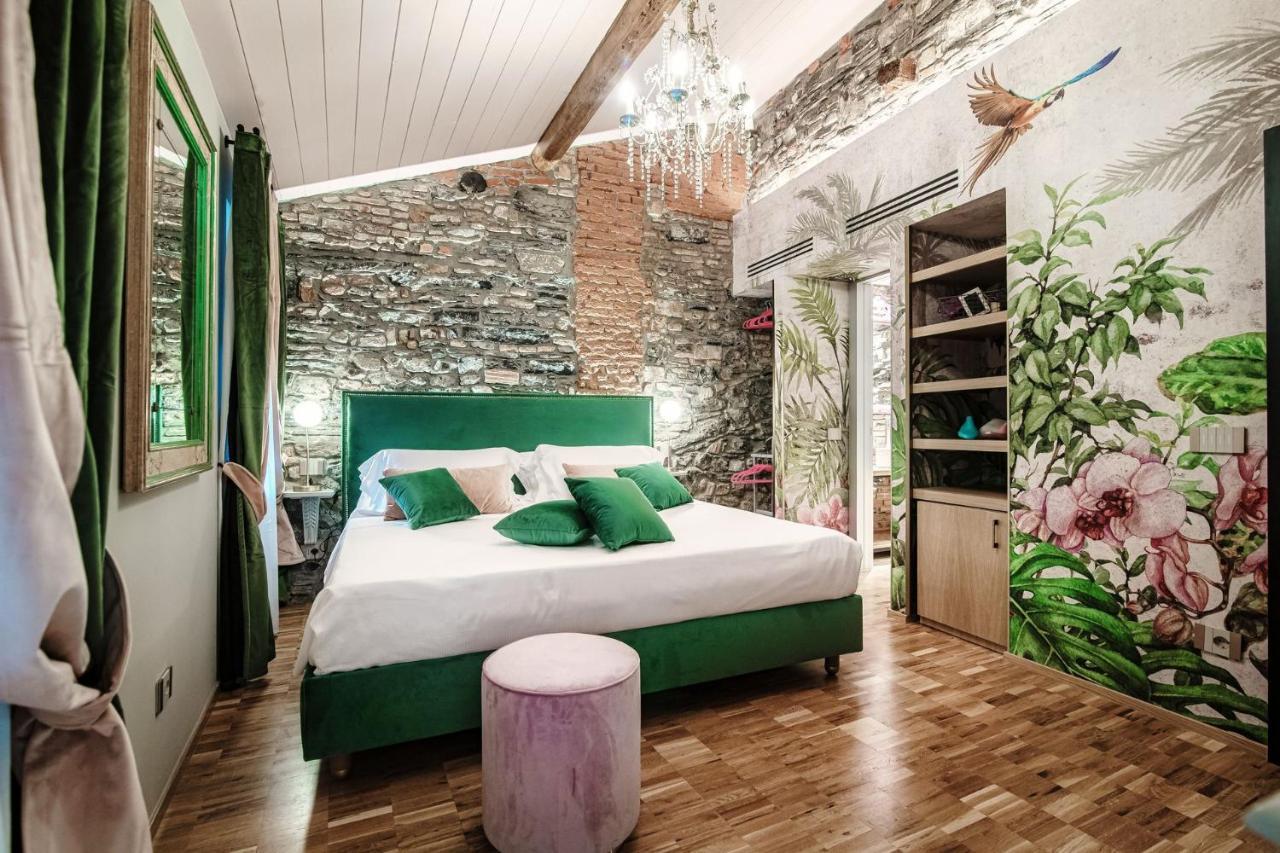 Aurum - Como Luxury Suites ภายนอก รูปภาพ